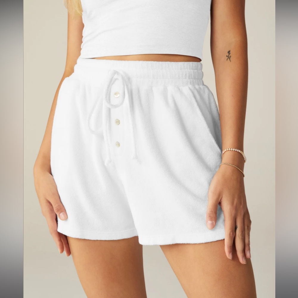 NWT beyond yoga x Donni Terry Henley Short